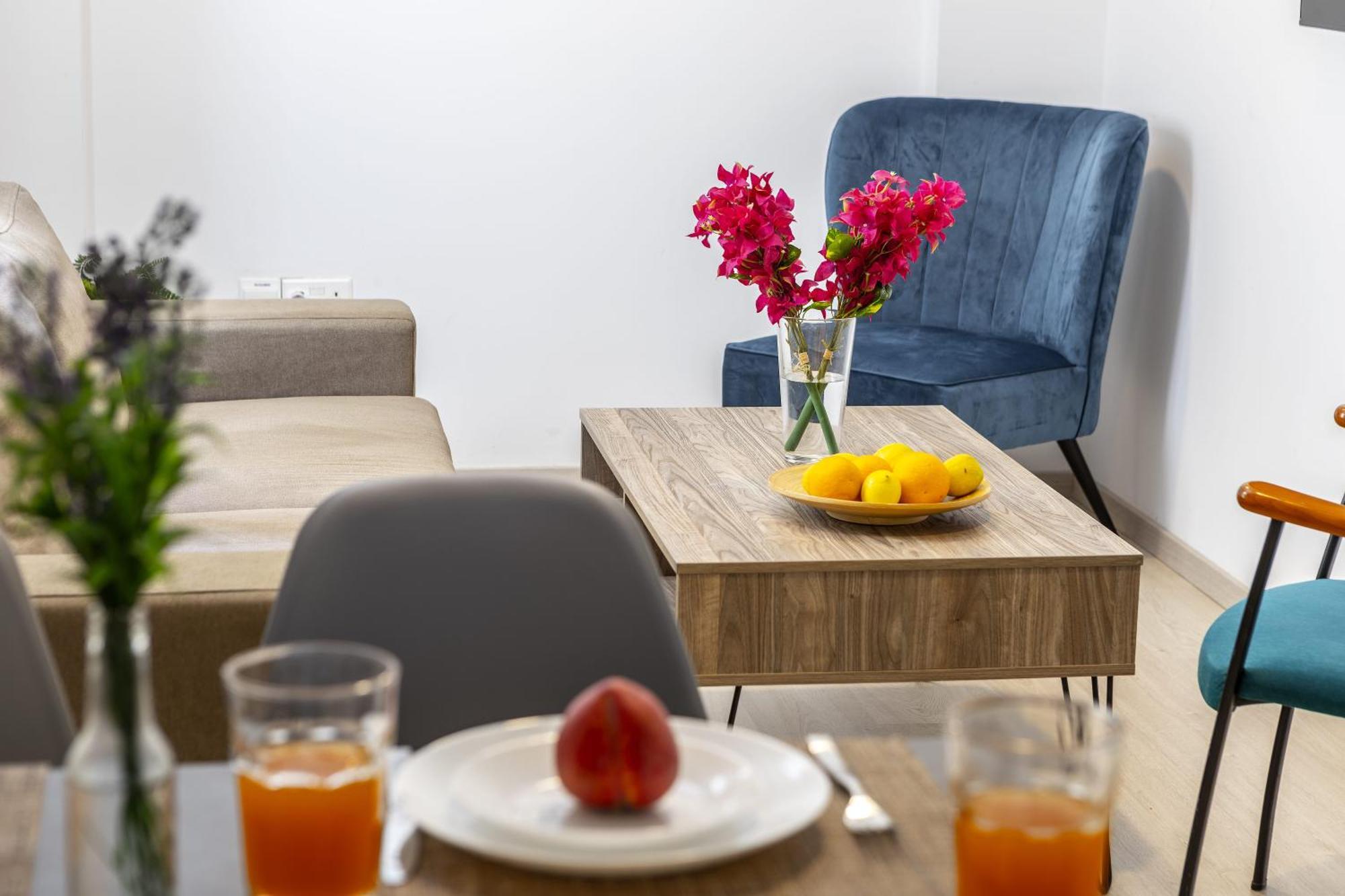 C-Premium Apts 100M From Beach And City Centre Ларнака Экстерьер фото